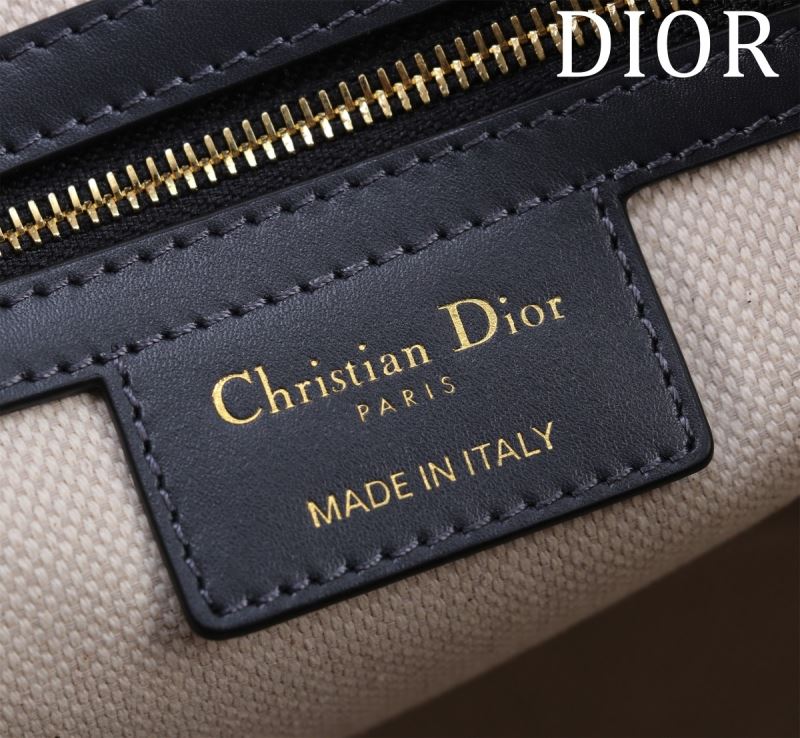 chr1st1an D10r boston bags